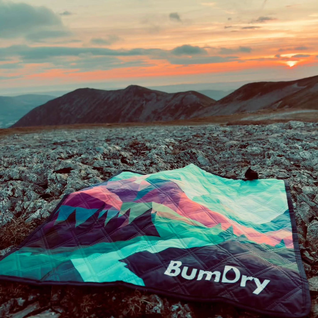 BumDry Outdoor Sit Mat - Mountains