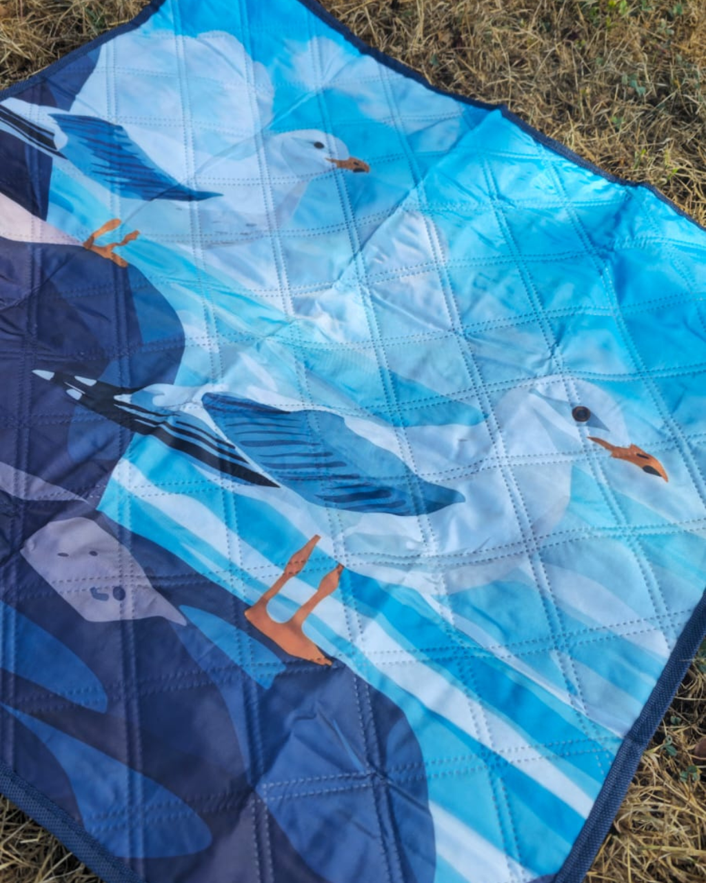 BumDry Outdoor Sit Mat - Seagulls