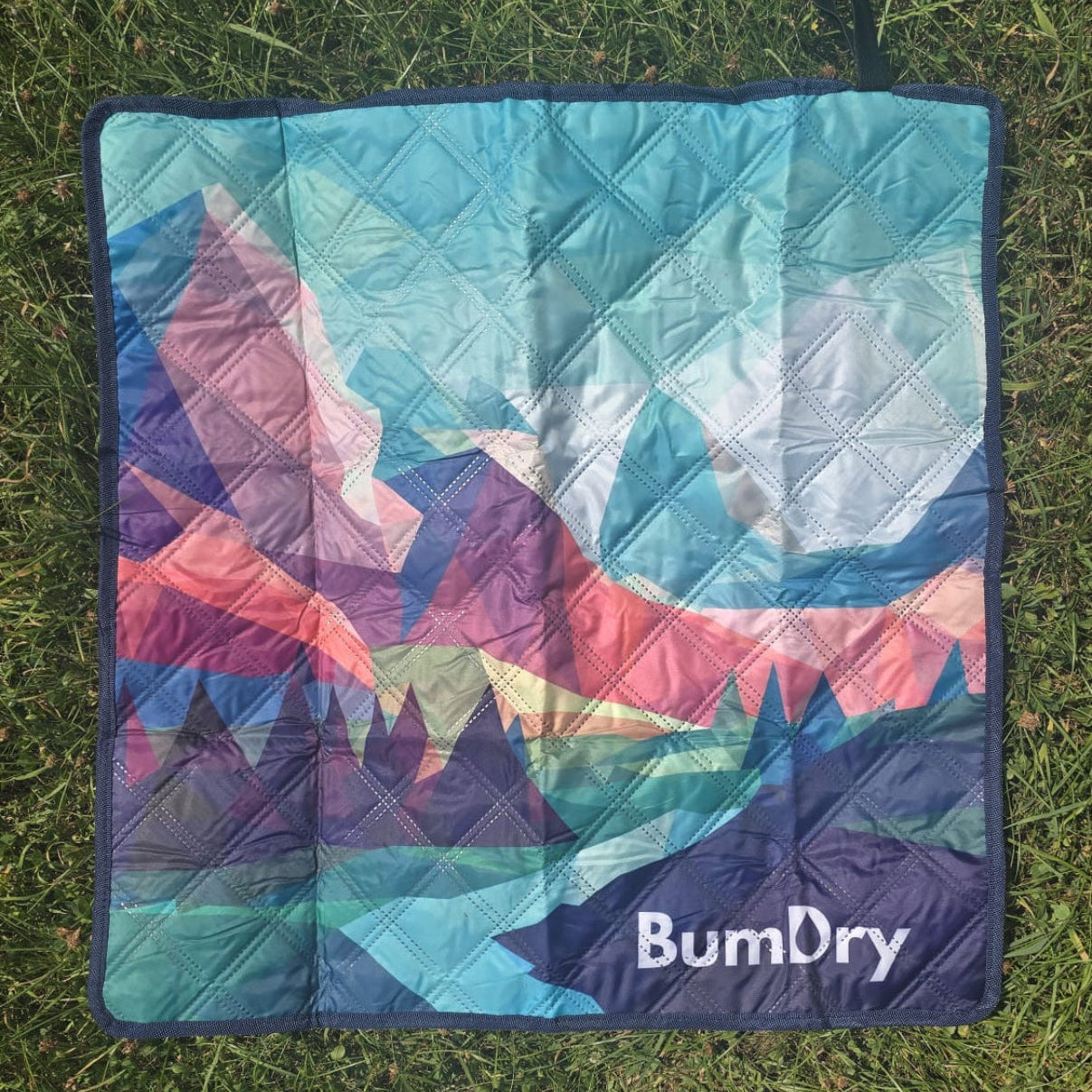 BumDry Waterproof Sit Mat - Mountains